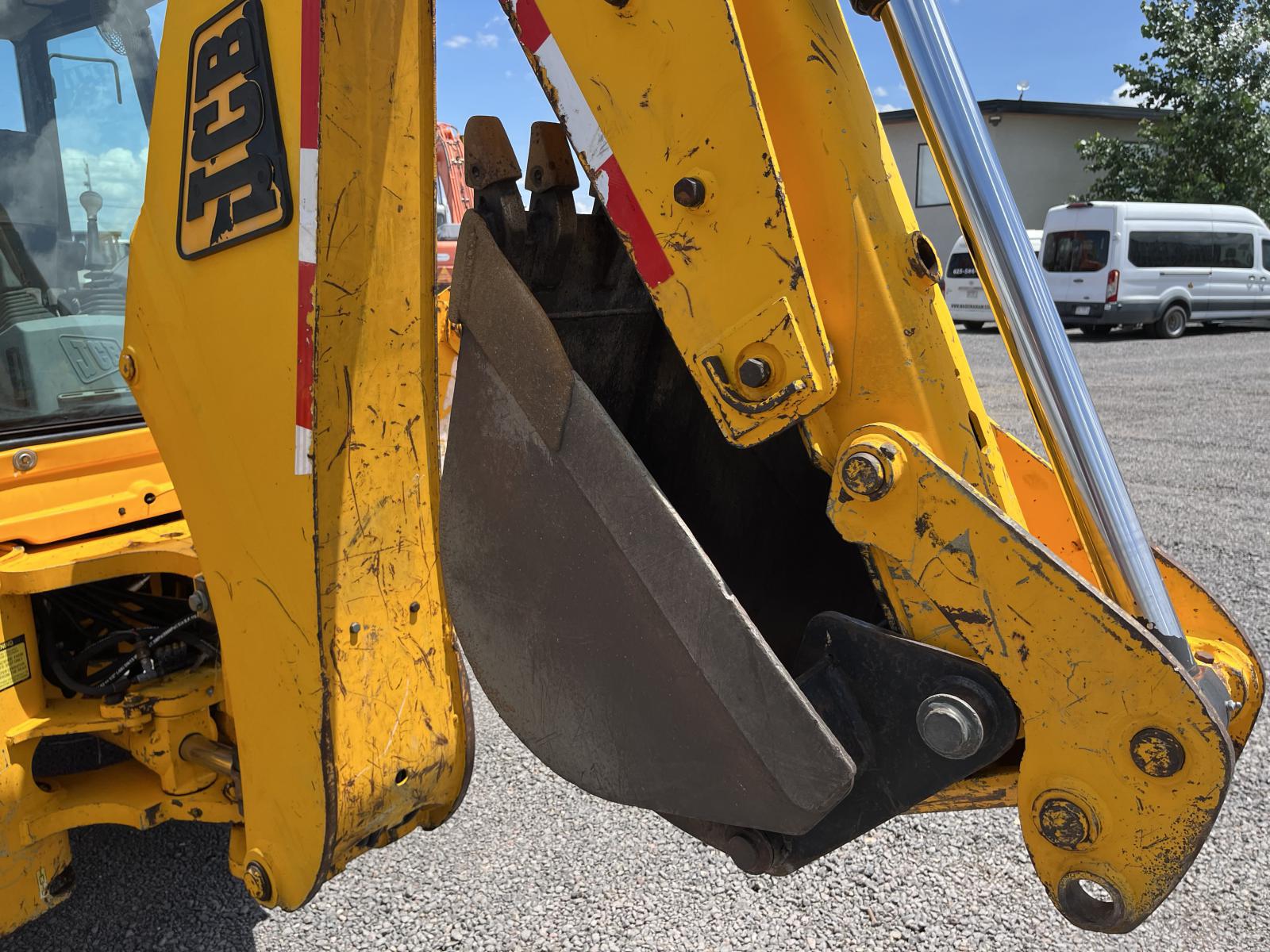 ./imagenes/INVOICE/2019/15507/JCB 214 SERIES 3 (10).JPG